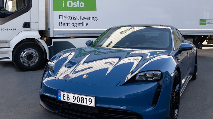 Eksklusive biler krevet eksklusiv servicelogistikk. DB Schenker holder Porsche på veien.