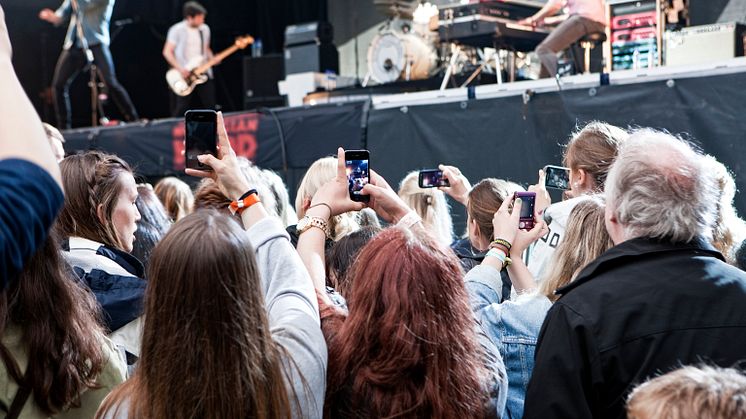 Telenor opgraderer mobildækningen til over 100 af sommerens festivaller og events