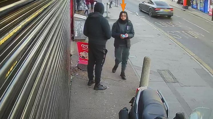 CCTV_outside_shop.mp4