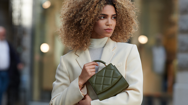 Earthy tones