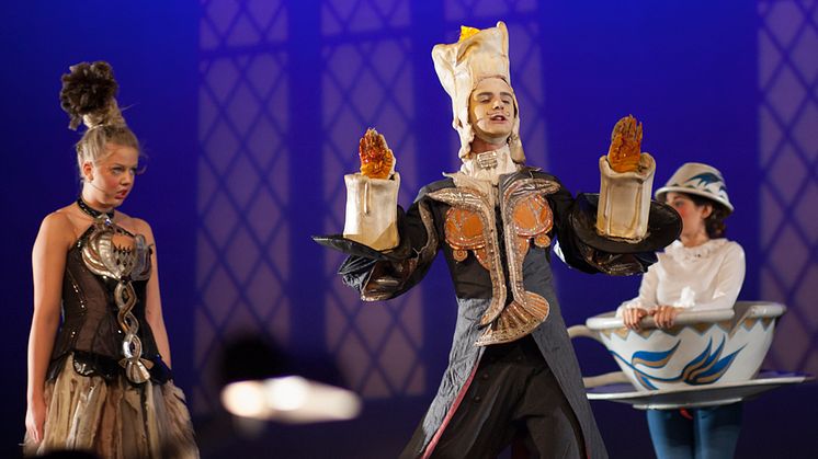 Glittershow och triangeldrama … Örebro kulturskola bjuder på Musikal à la carte