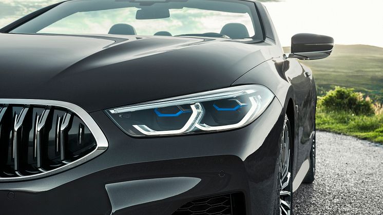 BMW 8-sarjan Cabrio, etuvalo