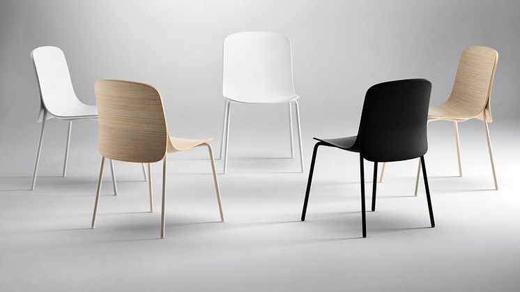 CAPE – självklar mantelprydd elegans av Nendo