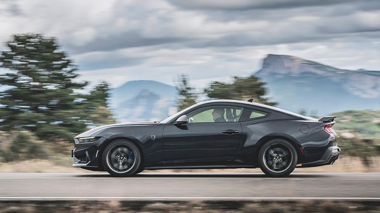 2024 FORD MUSTANG DARK HORSE (9)