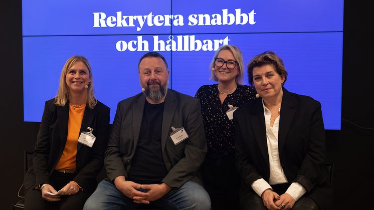 Eveline Thunell, Patrik Möllerström, Josefine Majewski och Magdalena Schultze. Fotograf: Karl Peterson.