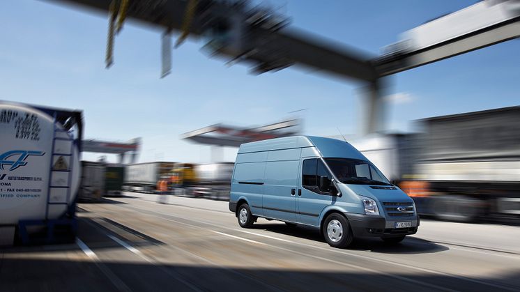 Uusi puhtaampi ja ympäristöystävällisempi Ford Transit tekee omistamisesta edullisempaa
