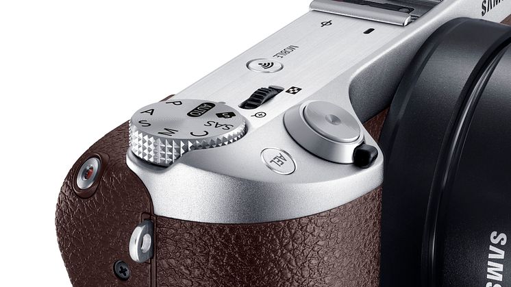 NX500