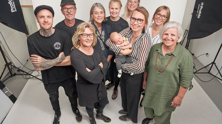 Konstnärer och tillverkare bakom Souvenirkollektion Sölvesborg