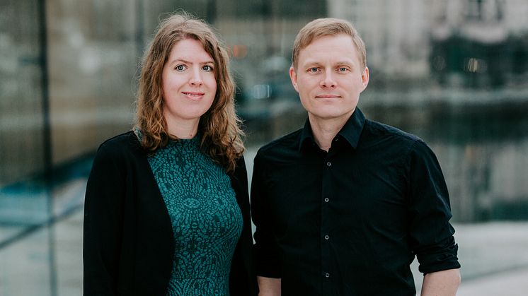 Nesteleder Stine Sørlie og styreleder Jørgen Karlstrøm i Norsk Komponistforening etterlyser mer norsk musikk i institusjonene. Foto: Renate Madsen