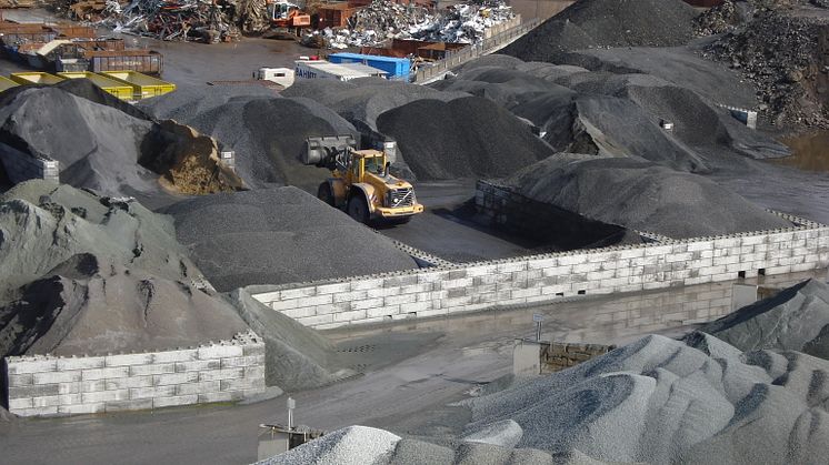 Betongblock för flexibla planlager