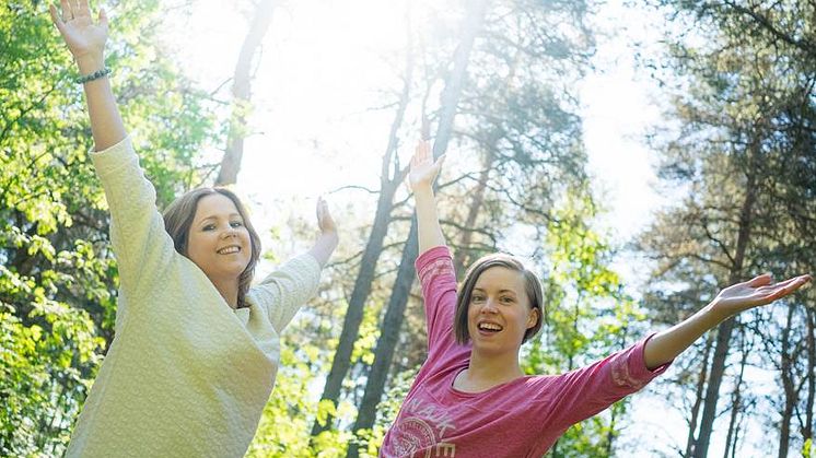 ​Bild: Ann Murugan och Stina Sundqvist. Fotograf: Jim Sandstén