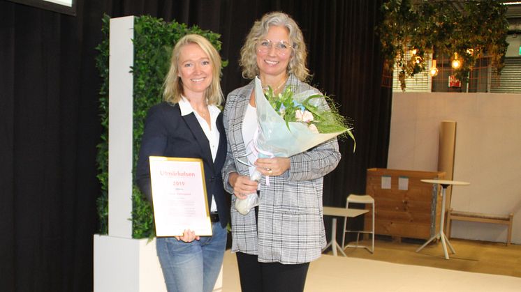Eva Falk, ansvarig för Hogias externa utbildningsverksamhet, tillsammans med Barbro Lien Rönn, ansvarig för kompetensförsörjning på Hogia. 