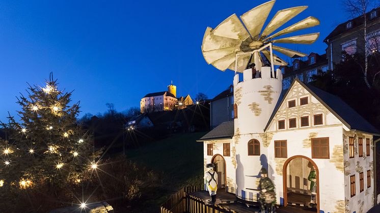 Weihnachtspyramide Scharfenstein_Foto TVE_Uwe Meinhold.jpg