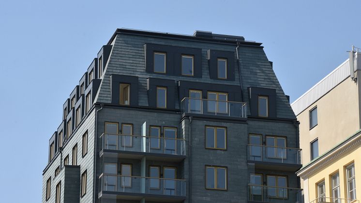 Tegnérs Torn med takskifferfasad blev nominerat till Årets Stockholmsbyggnad år 2020.