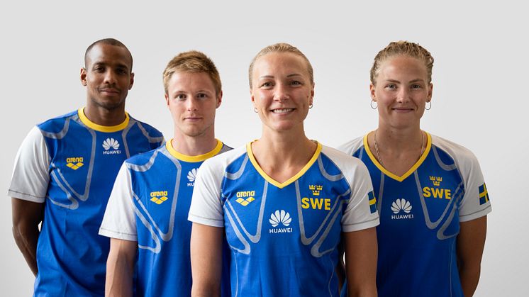 Delar av svenska simlandslaget - (från vänster) Simon Sjödin, Erik Persson, Sarah Sjöström och Michelle Coleman