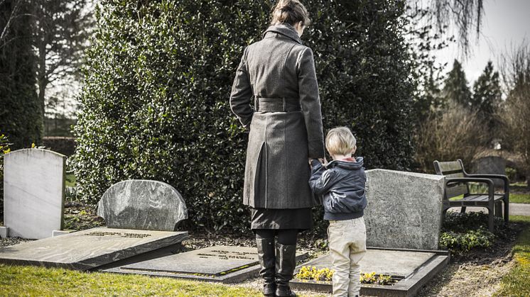Ny undersøgelse viser, at seks ud af ti danskere finder det vigtigt, at man tager mest muligt hensyn til miljøet ved begravelser og bisættelser. Foto: PR.