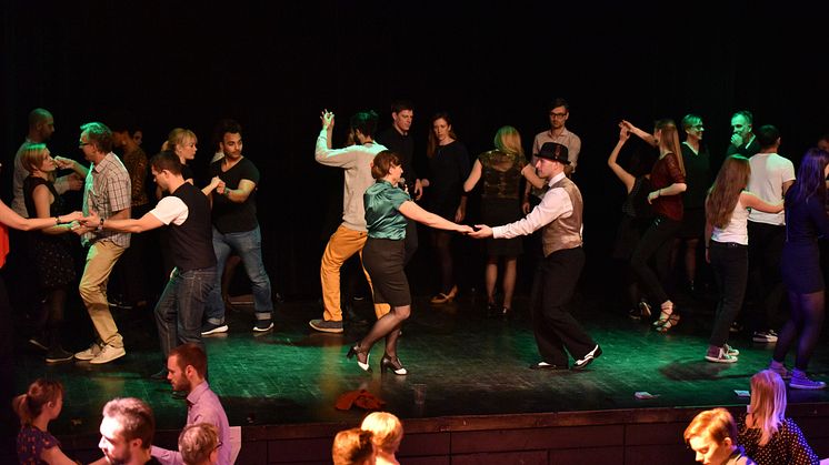 Dansfest swing salsa tango