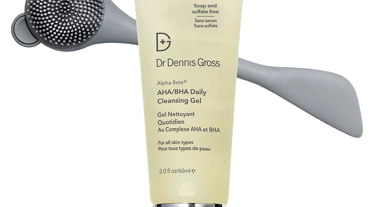 Alpha beta AHA BHA cleansing gel o Zaq borste