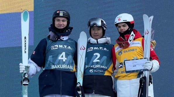 Filip Gravenfors på andra plats i världscupen i puckel i Bakuriani