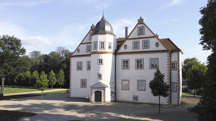 Auf Schloss Königs Wusterhausen im Dahme-Seenland erfährt man Spannendes über die Jagdgewohnheiten des "Soldatenkönigs".  Foto: TMB-Fotoarchiv/Hans Bach/SPSG.