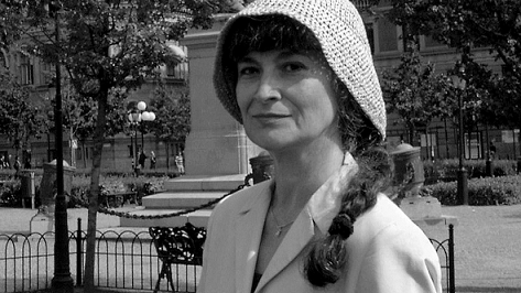 GABRIELA_MELINESCU s