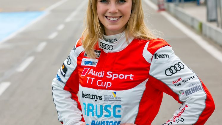 Mikaela Åhlin-Kottulinsky på Hockenheim banen