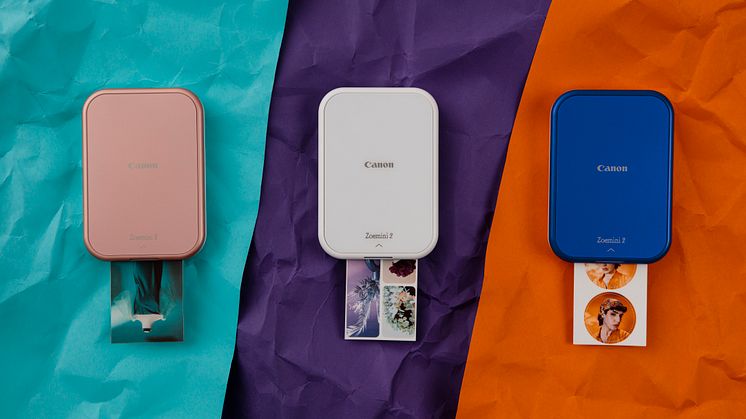 The new Canon Zoemini 2 instant printer: available in navy blue, white and rose gold.