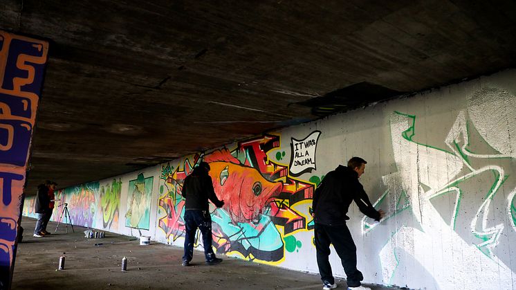 Sveriges längsta graffitivägg finns i Bergsjön