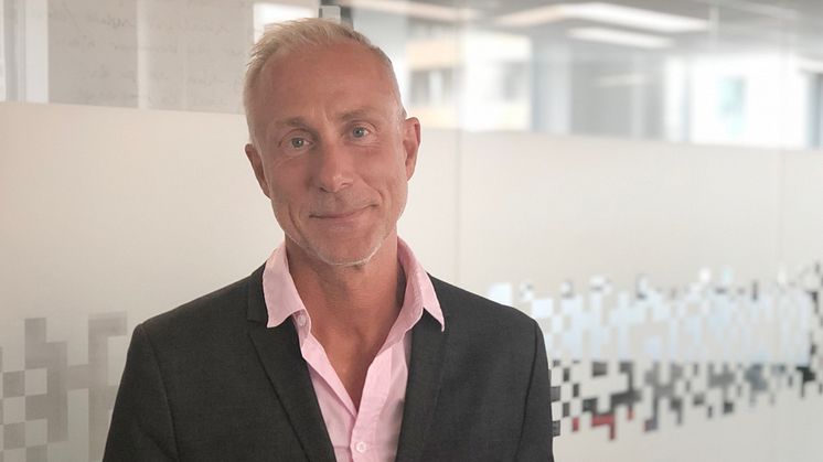 Jan-Erik Moberg i konsulentselskapet Experis AVAN forklarer de viktigste begrepene i bransjen akkurat nå. Foto: Experis