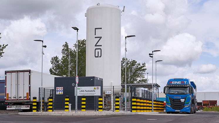 lng-lkw-an-einer-vigo-bioenergy-tankstelle-zukunftgas_swen_gottschall_rgb