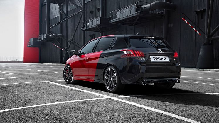 308 GTi by PEUGEOT SPORT: HOT HATCH