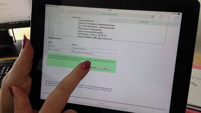 Första protokollen justerade elektroniskt