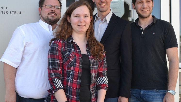 (v.li.): Daniel Schneider, Alina Diehl, Prof. Lars Castellucci, Marc Geuss. 