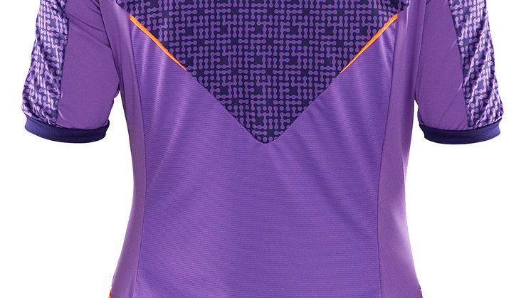 Free Jersey (dam). Rek pris 600 kr.