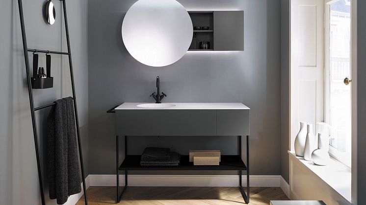Coco von burgbad ist gemacht, um selbst kleine, urbane Räume mit einem anspruchsvollen Interior Design-Konzept zu gestalten. 