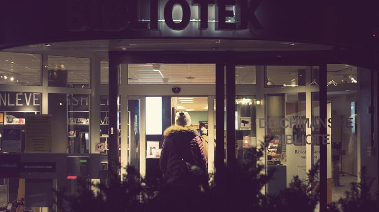 Over 40 innom biblioteket på julekvelden