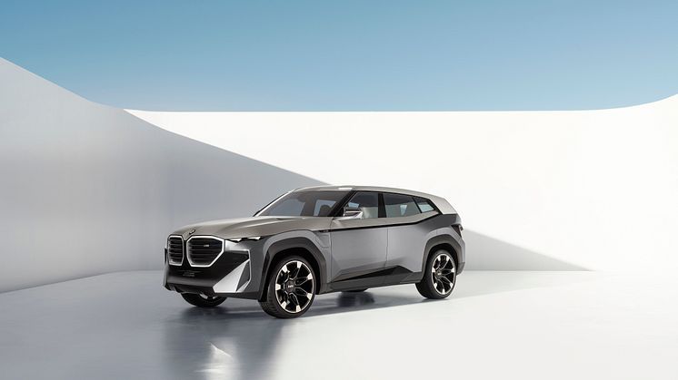 BMW Concept XM
