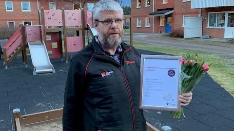 Ingevald Holmqvist, ordförande i Brf Piteåhus 8, lokal vinnare av Årets hållbarhetsförening i marknadsområde Norr