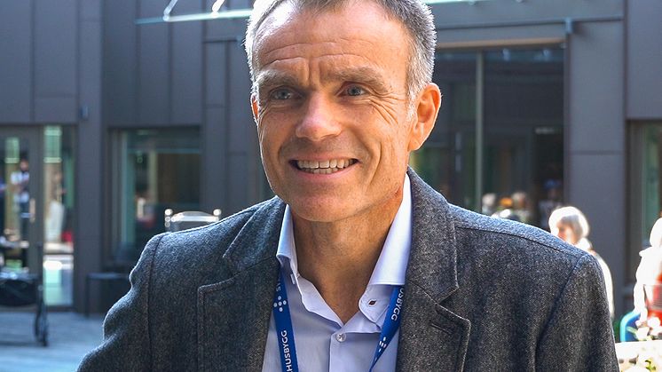 Åge Rødde, Sykehusbygg