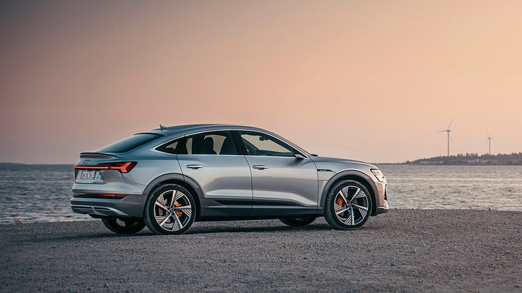 Audi e-tron Sportback (Florettsølv)