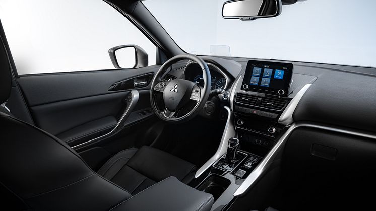 MITSUBISHI ECLIPSE CROSS INTERIØR