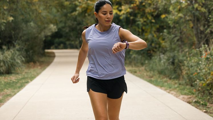 Garmin_Forerunner 165_Lifestyle (c) Garmin Deutschland GmbH