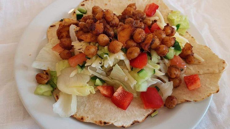 Kikerttaco med rester fra skolefrukt FoodForce