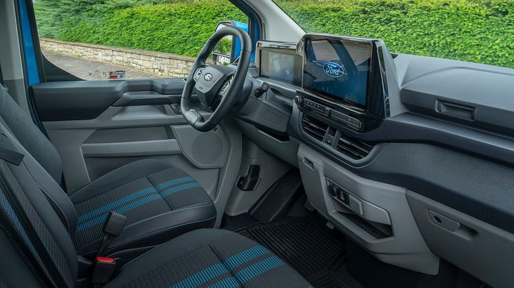 2025 Ford E-Transit Custom Sport (9).jpg