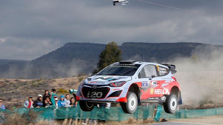 Hyundai Motorsport med tre biler i Portugal.