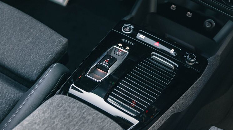 Audi Q6 e-tron (dansk)
