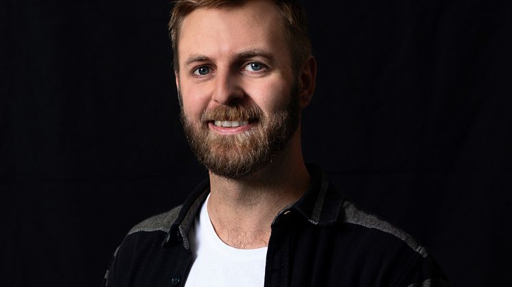 Asbjørn Kristensen Høgsbro ansat som community udvikler i Bikubenfonden. Foto: Ulrik Jantzen