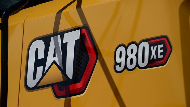 Cat 980 XE, dekal
