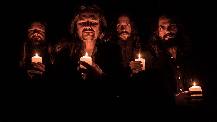 Abramis Brama skriver kontrakt med Black Lodge Records