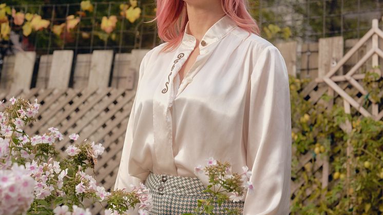 BASIA BULAT SHARES NEW SONG “FABLES (THE GARDEN VERSION)” NEW ALBUM THE GARDEN OUT FEBRUARY 25TH, 2022 VIA SECRET CITY RECORDS